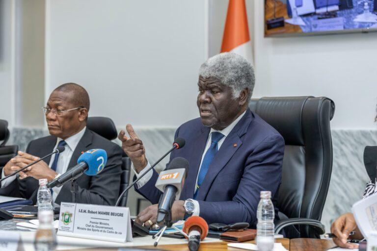 cote-divoire-saison-des-pluies-le-premier-ministre-beugre-mambe-exhorte-la-population-a-la-vigilance