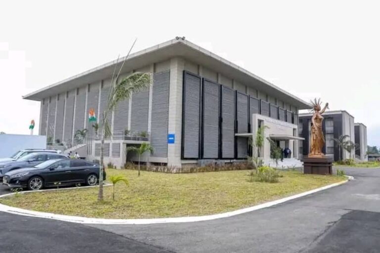 Côte d'Ivoire : Le tribunal de première instance d'Abobo inauguré par le Premier ministre Beugré Mambé