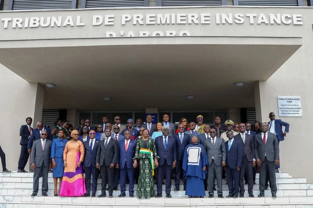 cn-te-d-ivoire-le-tribunal-de-preminore-instance-d-abobo-inaugurno-par-le-premier-ministre-beugrno-mambno