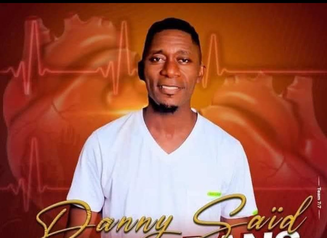 danny-saiid-le-zouglou-a-trouvno-un-nouveau-messager-avec-la-main-de-dieu