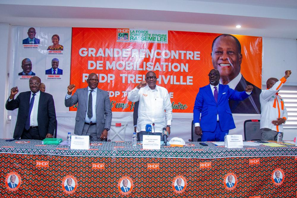 treichville-rhdp-les-militants-mobilisnos-pour-le-parrainage-en-faveur-d-alassane-ouattara