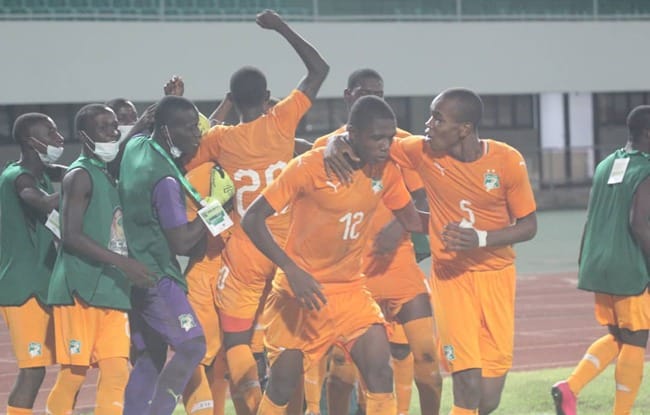 football-coupe-ufoa-b-u20-les-elephanteaux-conservent-leur-couronne