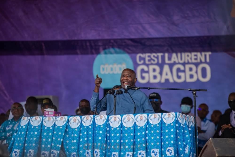 gbagbo-frappe-fort-a-ficgayo-non-au-4e-mandat-oui-a-la-marche-du-peuple