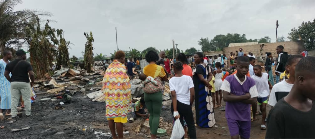 abobo-anonkoua-village-ravage-par-un-violent-incendie-des-centaines-de-familles-sinistrees